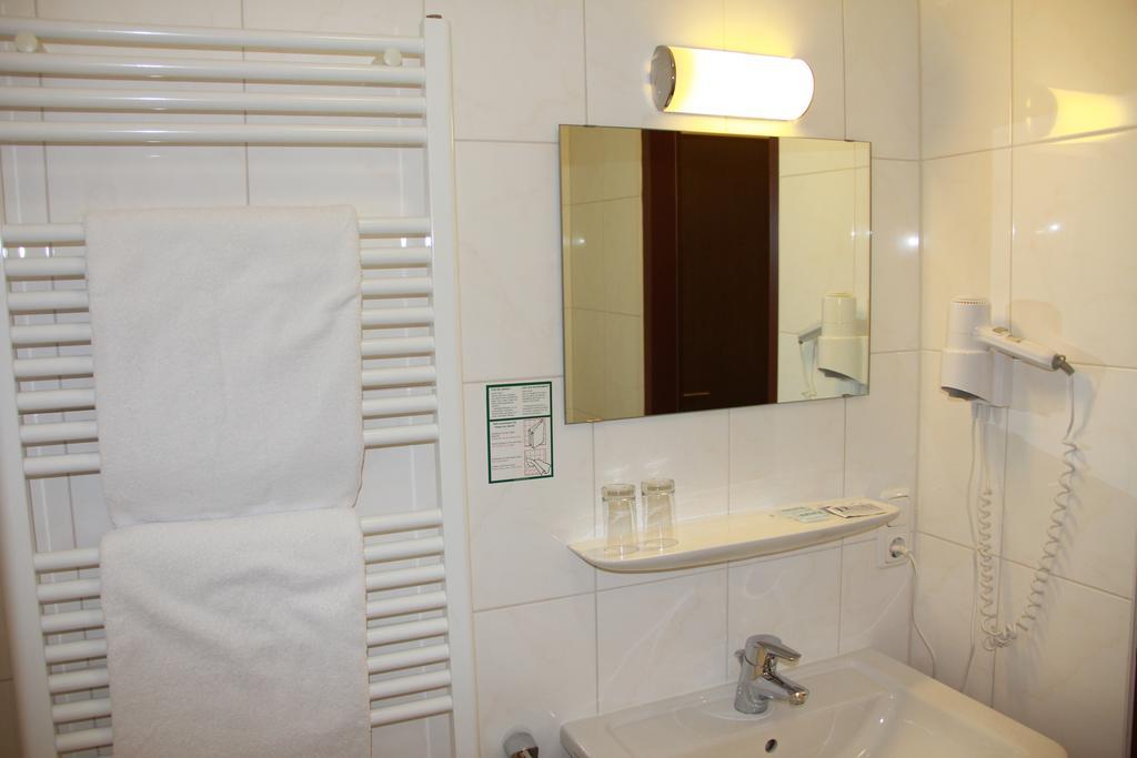 Alpenhotel Brennerbascht Бишофсвизен Стая снимка