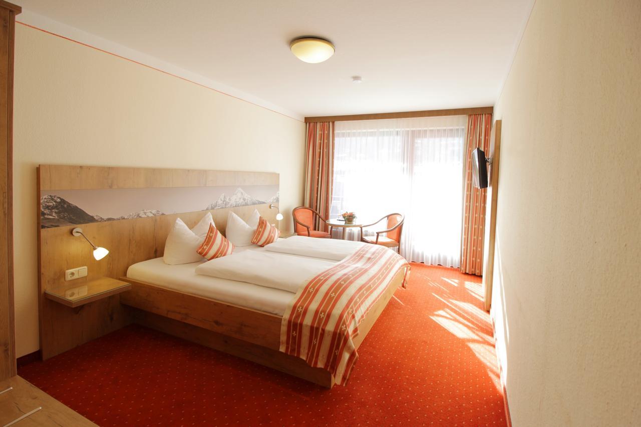 Alpenhotel Brennerbascht Бишофсвизен Екстериор снимка